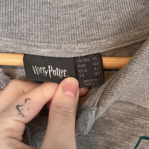 🩶 Chandail Serpentard - Picture 3 of 5